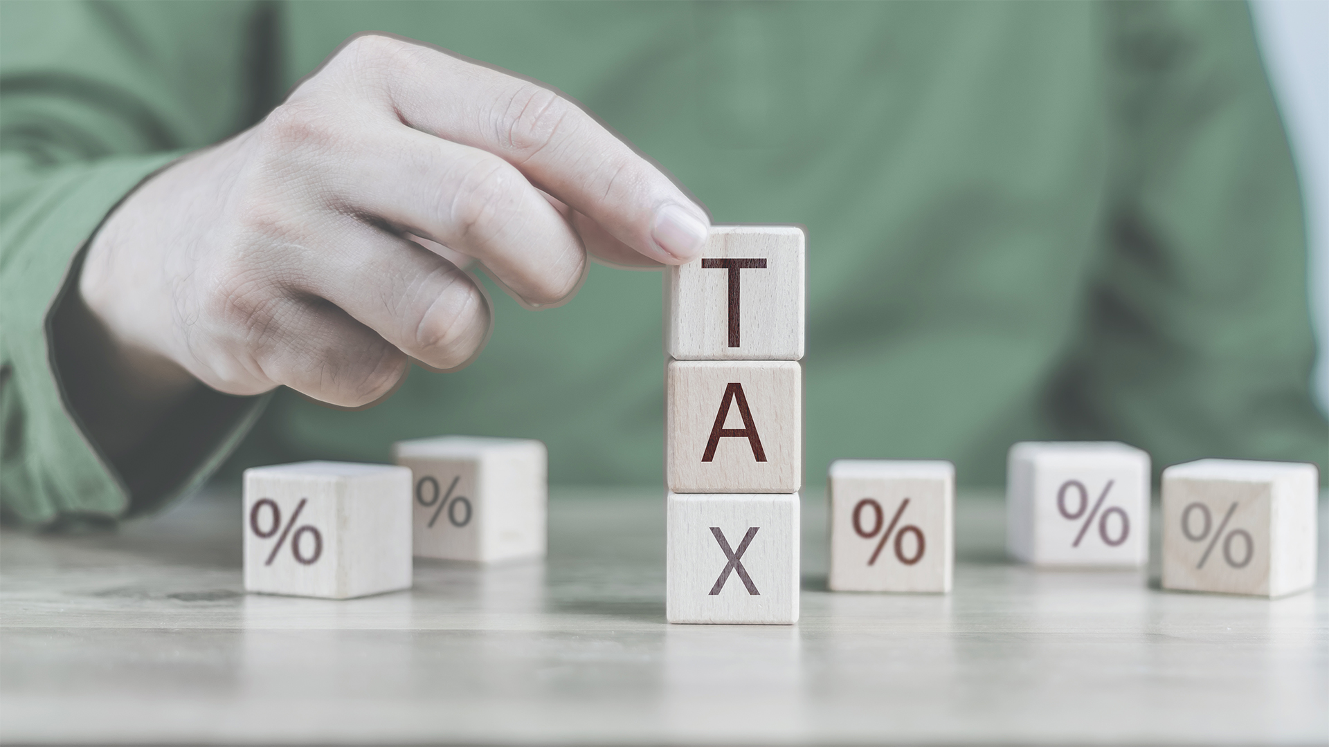 How to Legally Pay Zero Taxes: Tips from a Financial Wizard